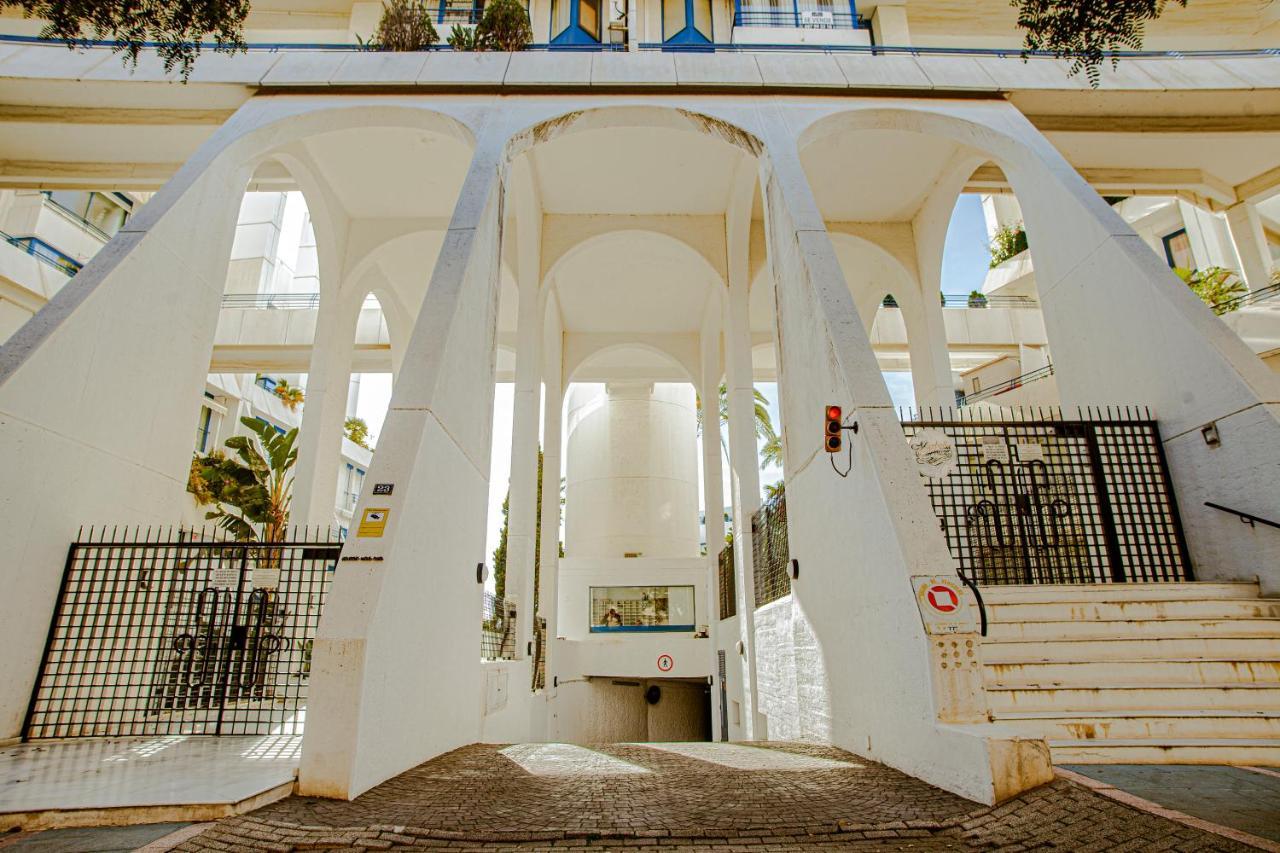 Duplex Apartment On The Beach 71 ماربيا المظهر الخارجي الصورة